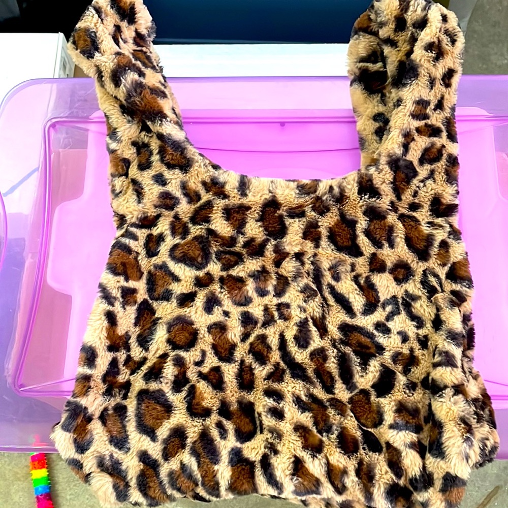 ***CHEETAH PURSE***